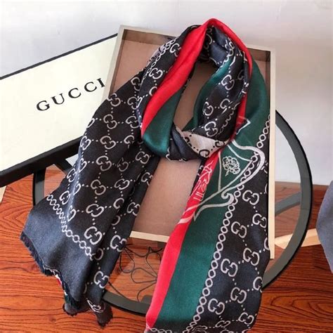 chale gucci femme